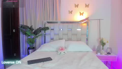 Snapshot of andy_millerr chatting on 12-10-24, 01:54 andy miller online show from 12-10-24, 01:54