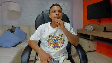 andy online show from 10-20-25, 02:12