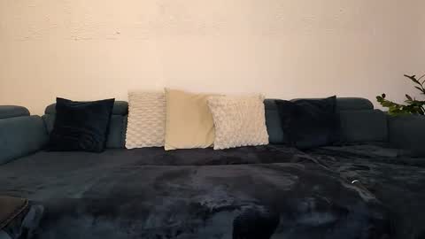 Snapshot of andy_velvet chatting on 11-13-25, 08:24 andy_velvet online show from 11-13-25, 08:24