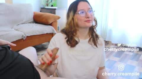 Cherry online show from 02-12-26, 03:29