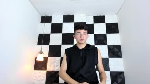 andyfame11 online show from 11-18-25, 06:56