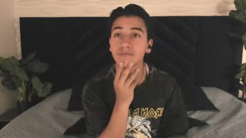 Andy Joy  online show from 10-27-25, 11:25