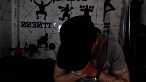 Snapshot of andyjoy_ chatting on 07-11-26, 11:24 Andy Joy online show from 07-11-26, 11:24