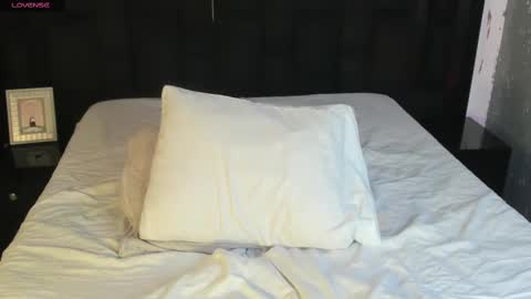 Snapshot of andywiills chatting on 03-05-25, 01:10 Andy online show from 03-05-25, 01:10