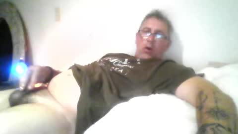 andyyyyyy35 online show from 09-11-25, 12:16