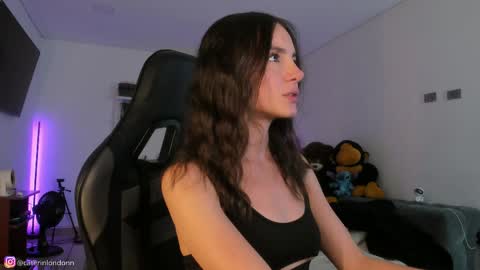      online show from 03-30-26, 03:18