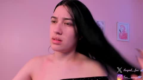 Snapshot of angeel_fox chatting on 05-15-26, 10:06 Angel online show from 05-15-26, 10:06