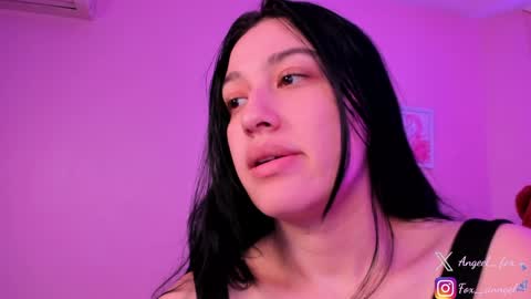 Snapshot of angeel_fox chatting on 05-28-26, 02:42 Angel online show from 05-28-26, 02:42