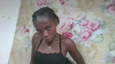 angeeliine online show from 03-11-26, 01:44