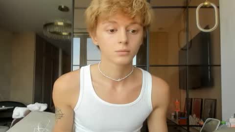 angel_andreww online show from 04-25-26, 09:45