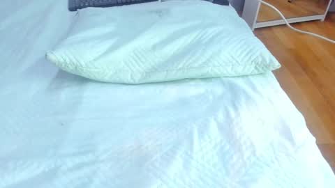  Angel  online show from 04-03-26, 10:46