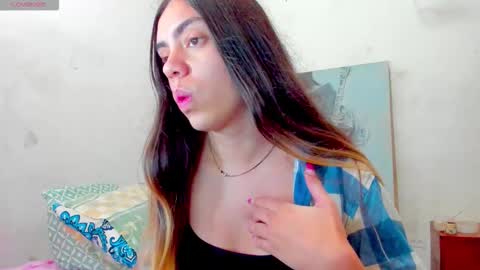 Snapshot of angel_blondie_ chatting on 02-01-26, 05:17 Anglica online show from 02-01-26, 05:17