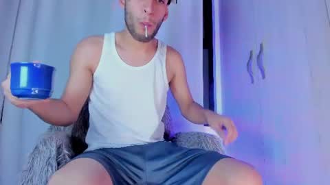    online show from 08-06-26, 07:10