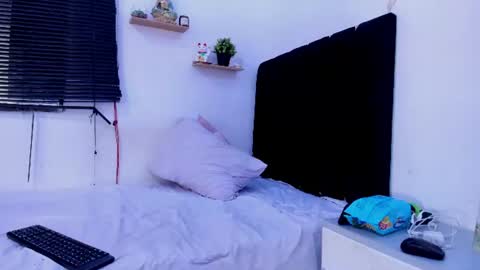 angel_boy0 online show from 07-19-26, 09:29