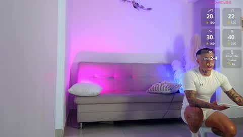 angel_boy01 online show from 01-10-26, 03:58