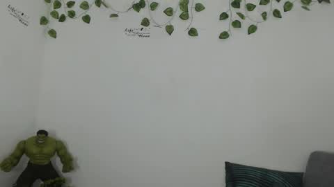 Angel Curl online show from 11-19-25, 09:48