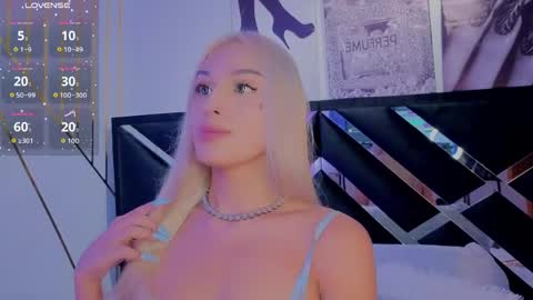 Angel-dragun online show from 04-15-26, 03:13