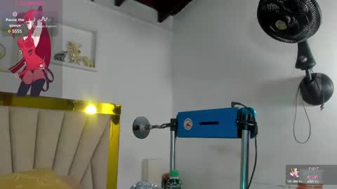 Snapshot of angel_dthroat chatting on 02-14-25, 12:03 ANGHEL online show from 02-14-25, 12:03