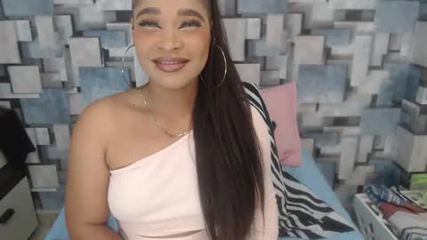 Snapshot of angel_dthroat chatting on 11-28-25, 12:08 ANGHEL online show from 11-28-25, 12:08