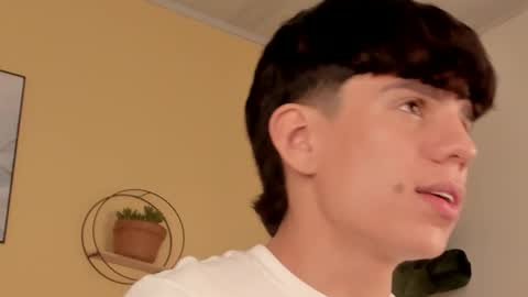 Angel online show from 02-22-26, 12:36