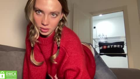 Snapshot of angel_from_sky chatting on 12-24-24, 11:38 Greetings  Jess online show from 12-24-24, 11:38