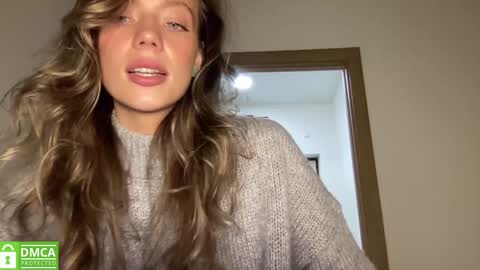 Snapshot of angel_from_sky chatting on 10-07-25, 12:13 Greetings  Jess online show from 10-07-25, 12:13