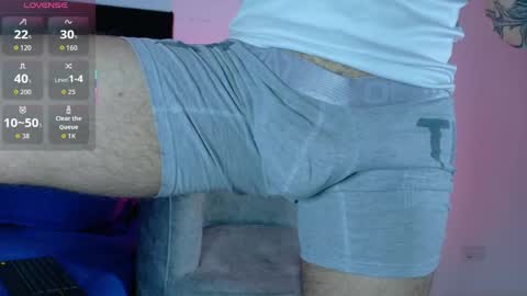 angel_kyrozz online show from 04-16-26, 06:52