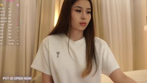 Snapshot of angel_luisa chatting on 04-04-26, 02:03 Luisa online show from 04-04-26, 02:03