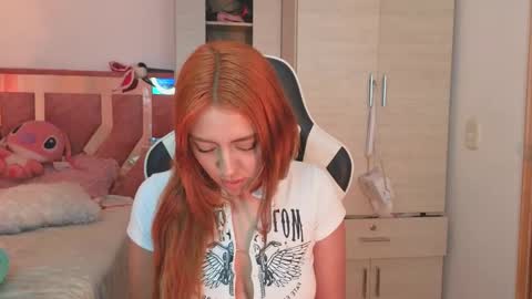 Snapshot of angel_lusst chatting on 01-16-25, 06:35 angeline online show from 01-16-25, 06:35