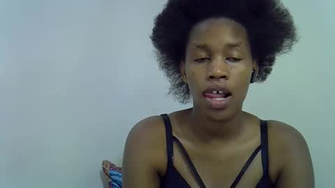 angel_mia5 online show from 11-11-25, 09:09