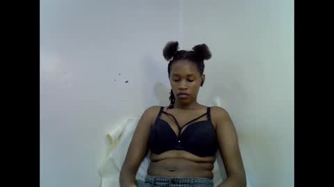 angel_mia5 online show from 11-29-25, 02:14