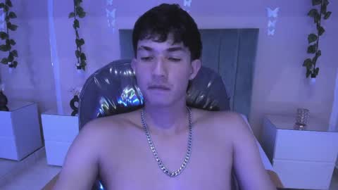 Snapshot of angel_of_sinn chatting on 04-09-26, 06:19 angel_of_sinn online show from 04-09-26, 06:19