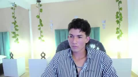 Snapshot of angel_of_sinn chatting on 04-10-26, 03:45 angel_of_sinn online show from 04-10-26, 03:45