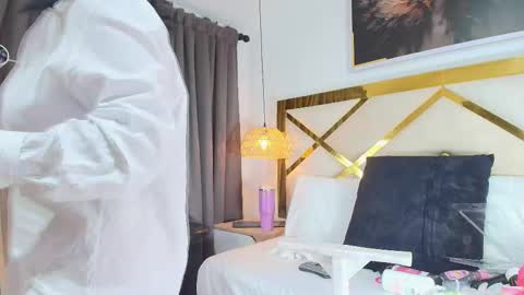 Nicolle  online show from 03-23-26, 11:25