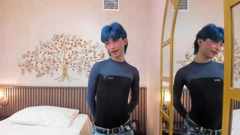 Snapshot of angel_yuhog chatting on 11-12-25, 02:56 Angel online show from 11-12-25, 02:56