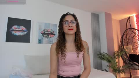 A N G E LA.  online show from 01-19-25, 03:50