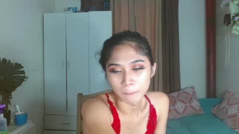 Snapshot of angela_mccollins chatting on 02-16-25, 01:25 angela online show from 02-16-25, 01:25