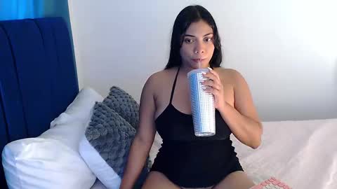 Angela online show from 03-09-25, 01:37