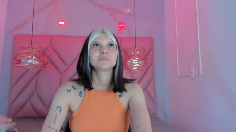 Snapshot of angelaa_cute chatting on 05-19-26, 12:00 ANGELA online show from 05-19-26, 12:00