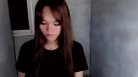 Snapshot of angelacharming_ chatting on 10-26-25, 12:55 angela online show from 10-26-25, 12:55