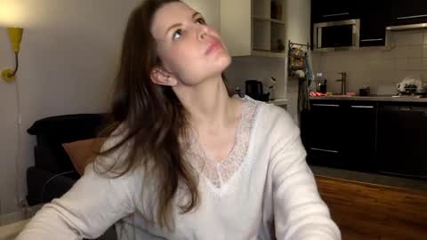 Angela online show from 11-30-25, 08:35