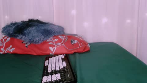 ANGELA online show from 12-18-25, 05:57