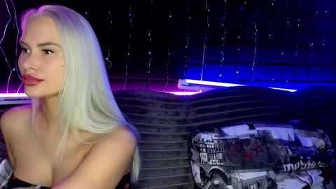 Snapshot of angelalacherry chatting on 03-19-26, 08:40 AngelaLaCherry online show from 03-19-26, 08:40