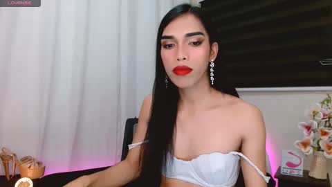 SENORITA online show from 11-10-25, 12:31