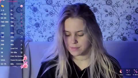 Darsi Anty online show from 12-14-25, 01:16