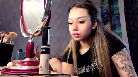 Snapshot of angelaribero chatting on 05-10-26, 01:05 Angel online show from 05-10-26, 01:05