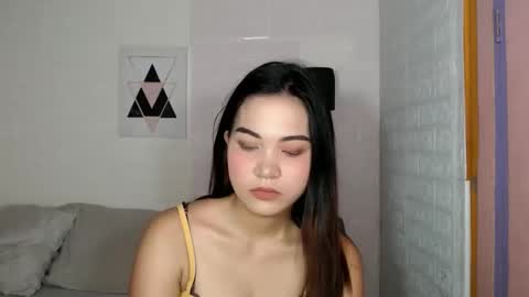 angel- i am new here please do understand that i only get naked on private room thank you online show from 10-17-25, 01:53