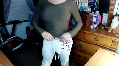 Angela Longcock online show from 04-24-26, 07:11