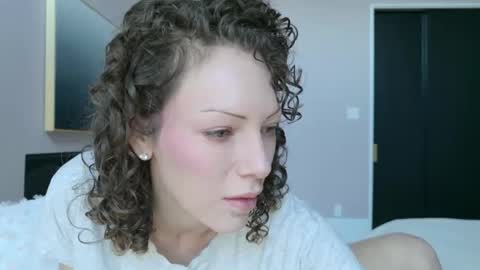 angelbabyphoebe online show from 04-24-26, 12:51