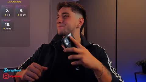 angelbell19 online show from 10-25-25, 01:24